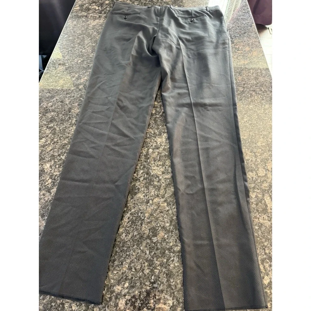 Giorgio Armani Italy Men's Black Flat Front Trousers Pants. NWT Authentic 40x37